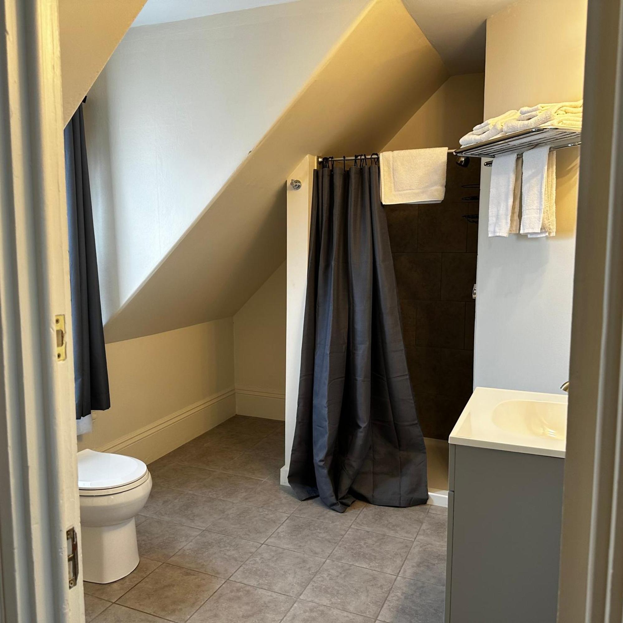The Whitetail Inn And Suites- Lincoln Eksteriør billede