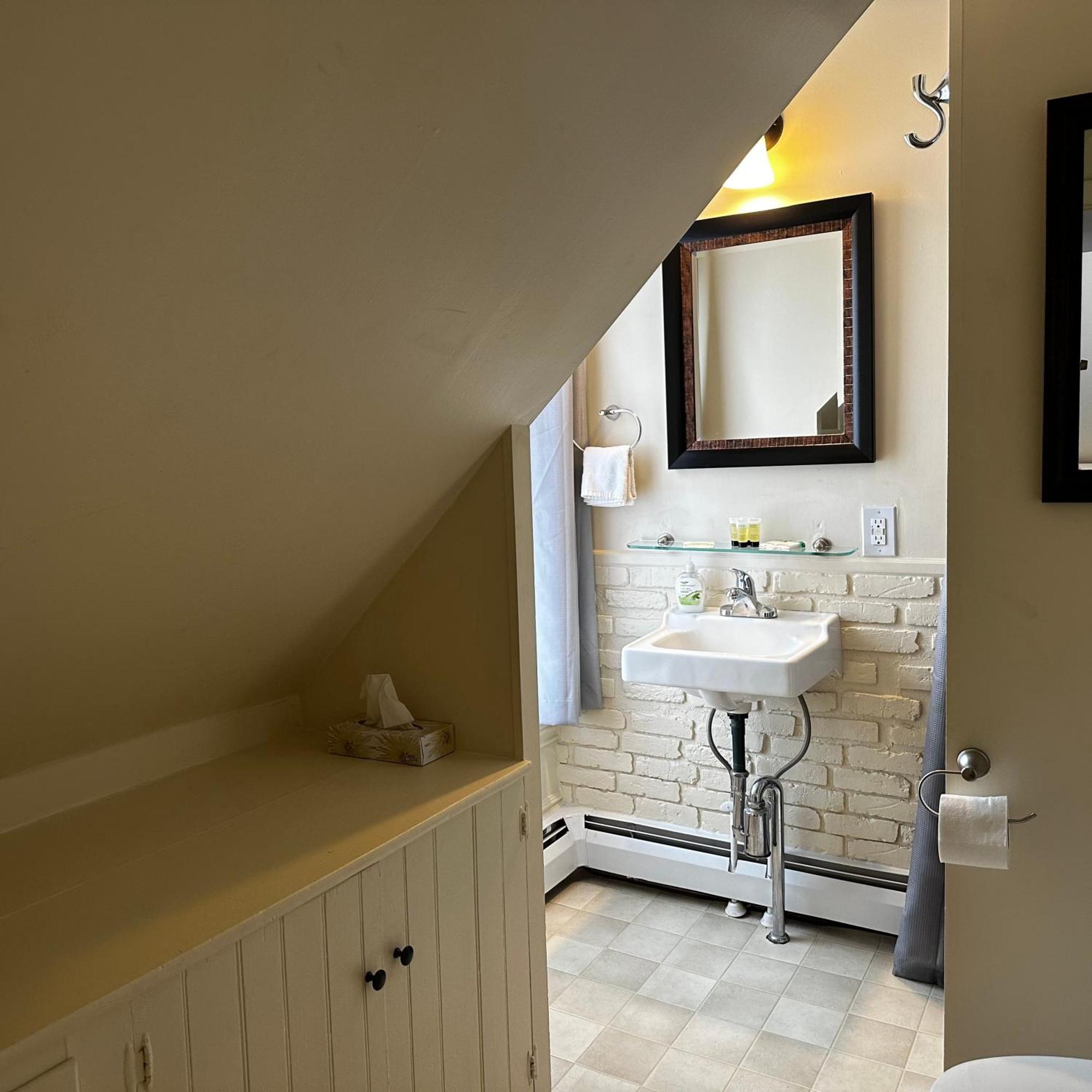 The Whitetail Inn And Suites- Lincoln Eksteriør billede