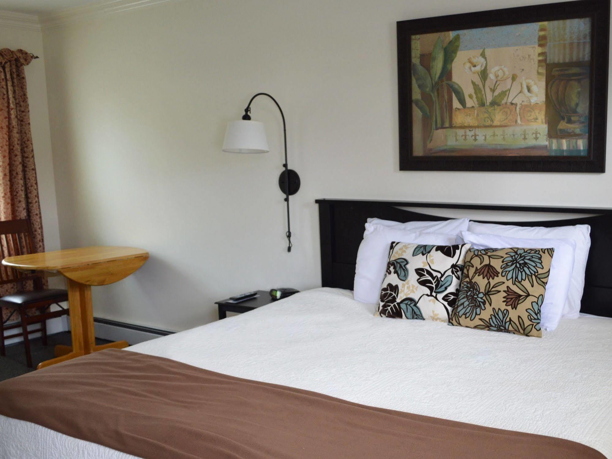 The Whitetail Inn And Suites- Lincoln Eksteriør billede